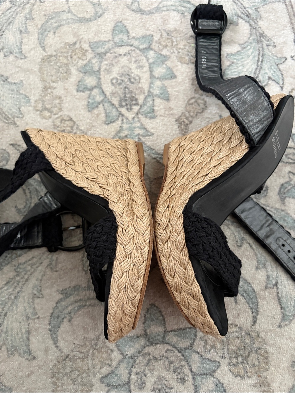 Stuart Weitzman Wedges, size 5 - Picture 4 of 8